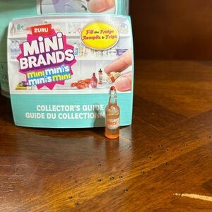 Zuru Mini Brands Juice Bottle